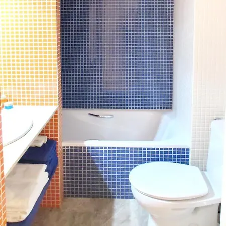 Apartment Cozy With Sea View - - 40 Sqm