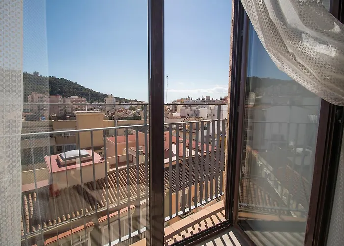 Cozy With Sea View - - 40 Sqm Apartamento Málaga